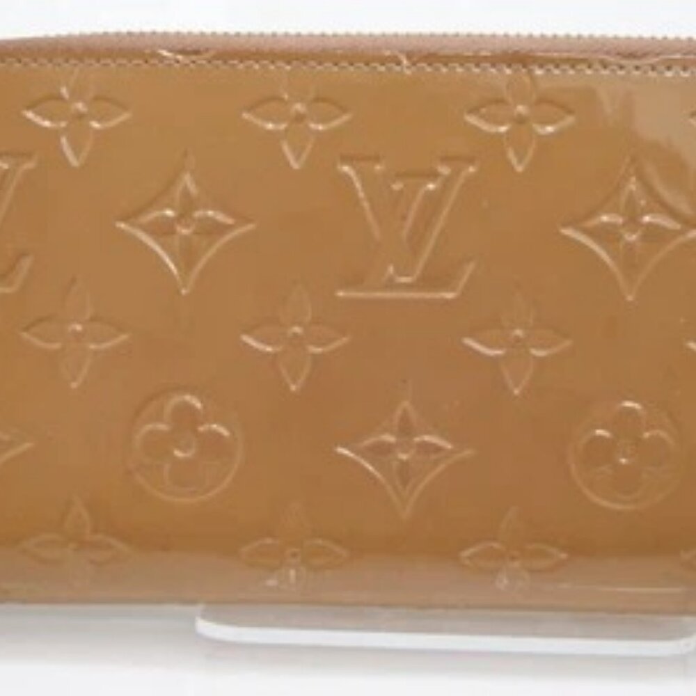 Louis Vuitton Monogram Vernis Patent Leather Zippy Around Long Wallet - Beige